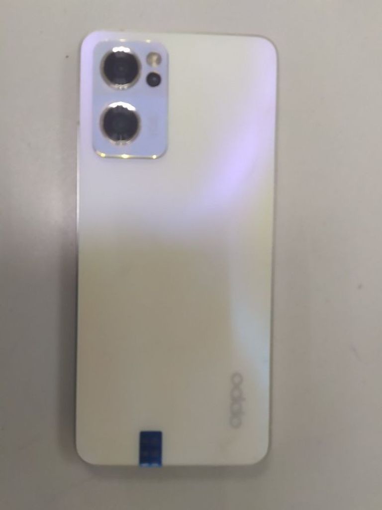 Дешиво Oppo reno7 5g 8/256gb с ломбарда