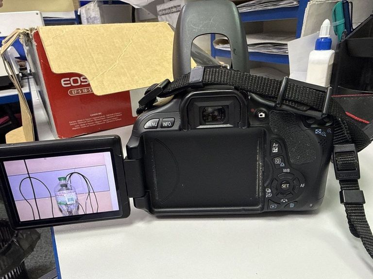 Дешево Canon eos 600d + ef-s 18-55mm 1:3.5-5.6 is ii з ломбарду