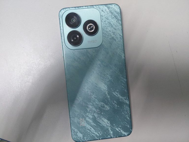 Оголошення Zte blade a75 4/256gb Б/У