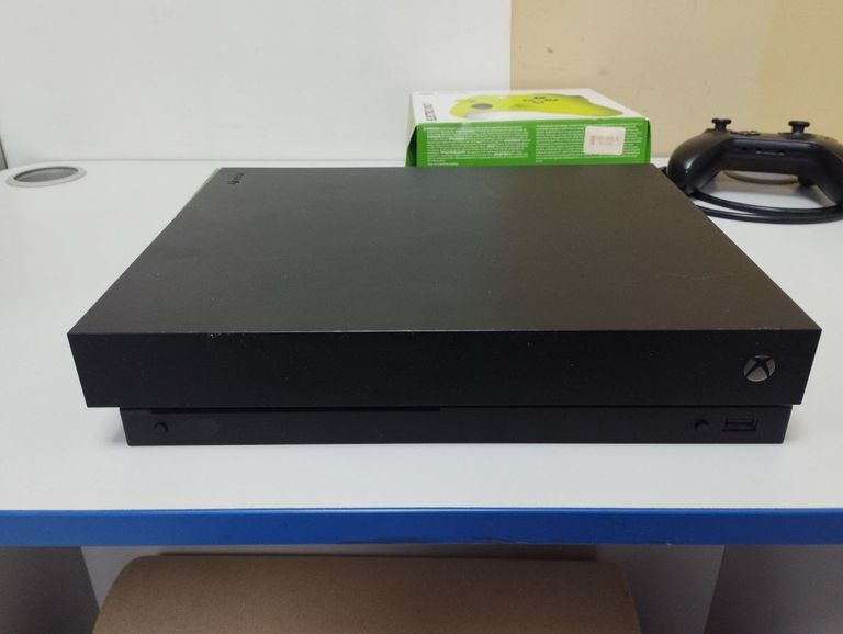 Оголошення Microsoft Xbox One X 1TB Б/У