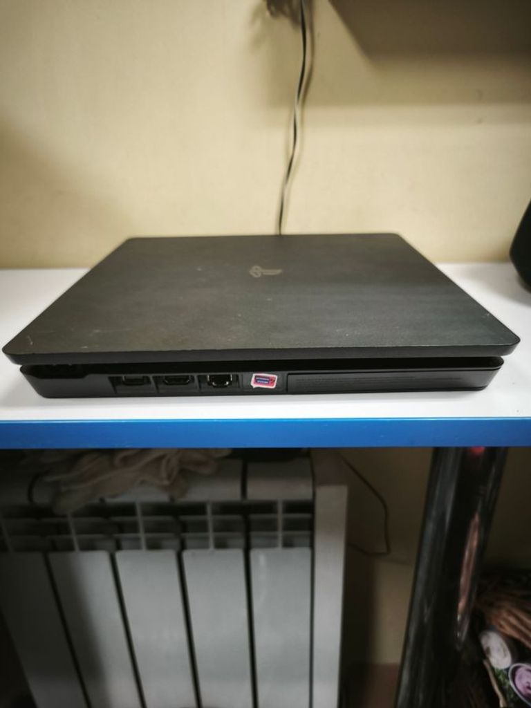 Дешево Sony PlayStation 4 Slim 1TB Black з ломбарду