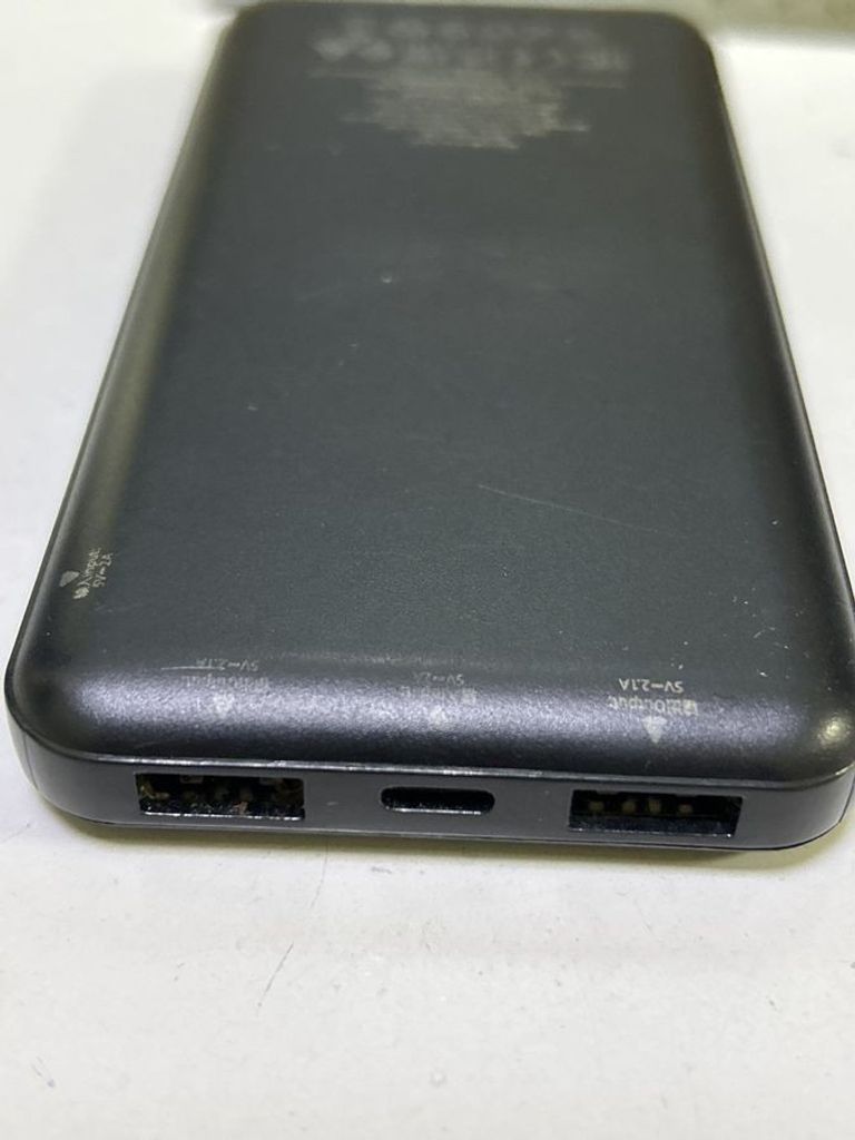 Дешево Hoco j100 10000mah 10.5w з ломбарду