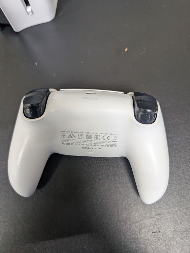 Sony PlayStation 5 825GB Код:01-200909728. Зображення 5