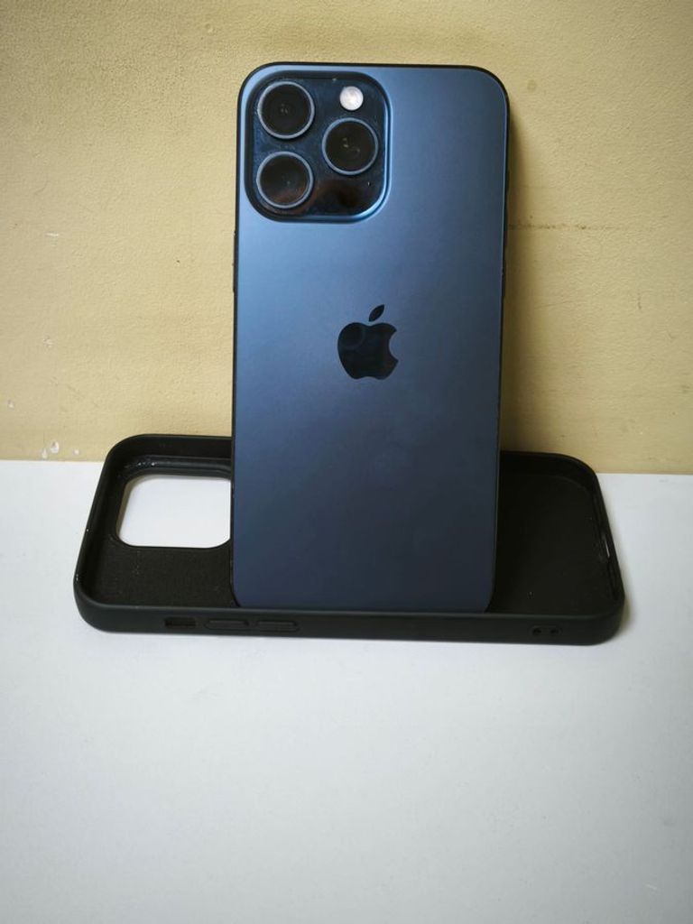 Купити Apple iphone 15 pro max 256gb Б/У