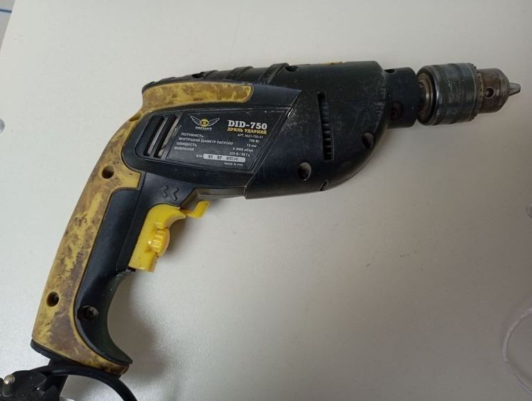 Дешево Defiant did-750 з ломбарду