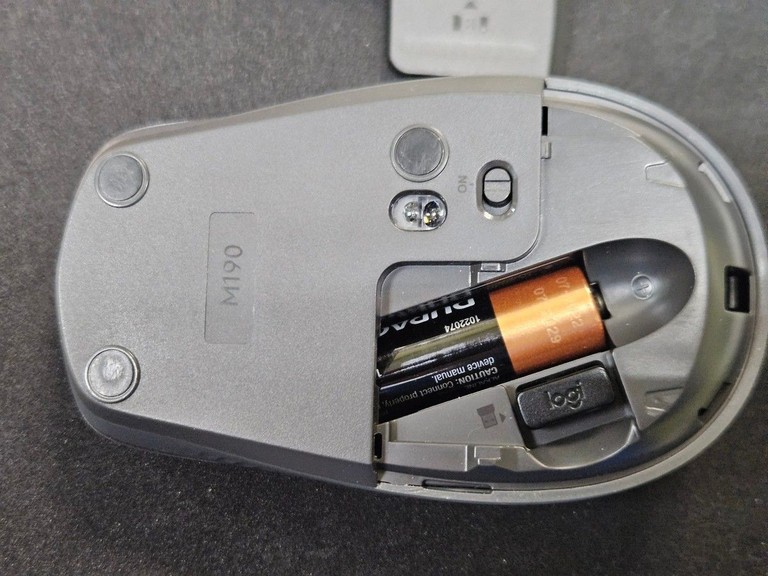 Дешево Logitech m190 wireless з ломбарду