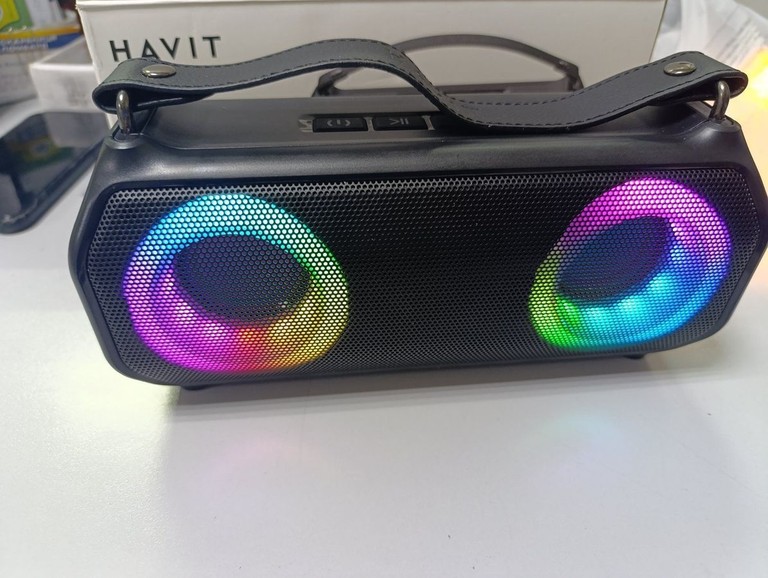Дешиво Havit HV-SK888BT 10W RGB Black с ломбарда