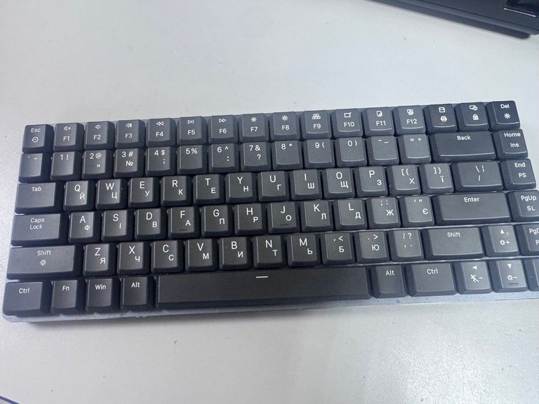 Оголошення Gamepro mk140r swich low profile usb Б/У