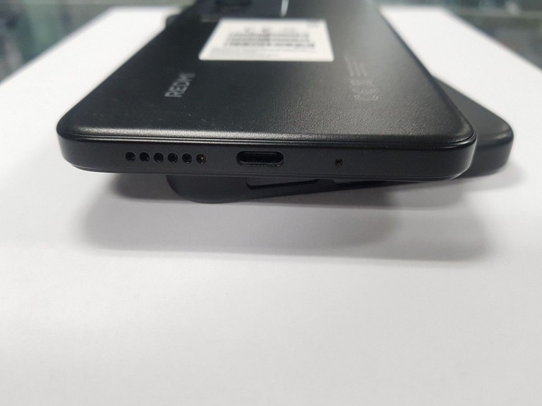 Оголошення Xiaomi redmi 15 4g 6/128gb Б/У