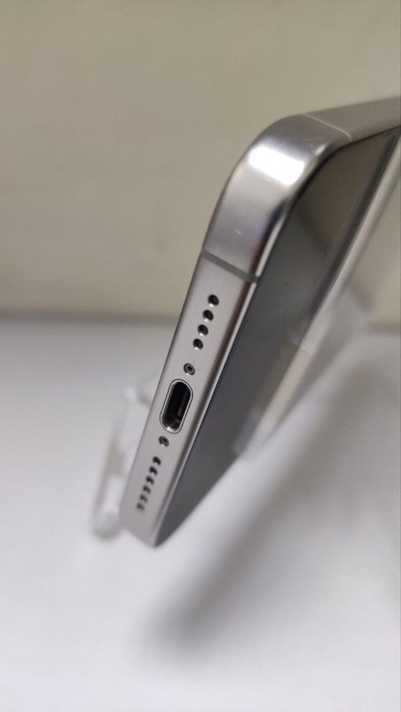 Apple iphone 15 pro max 256gb Код:01-200947020. Зображення 9