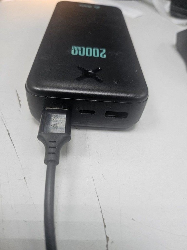 Оголошення Ipeax 20000 mAh 10.5W Black Б/У