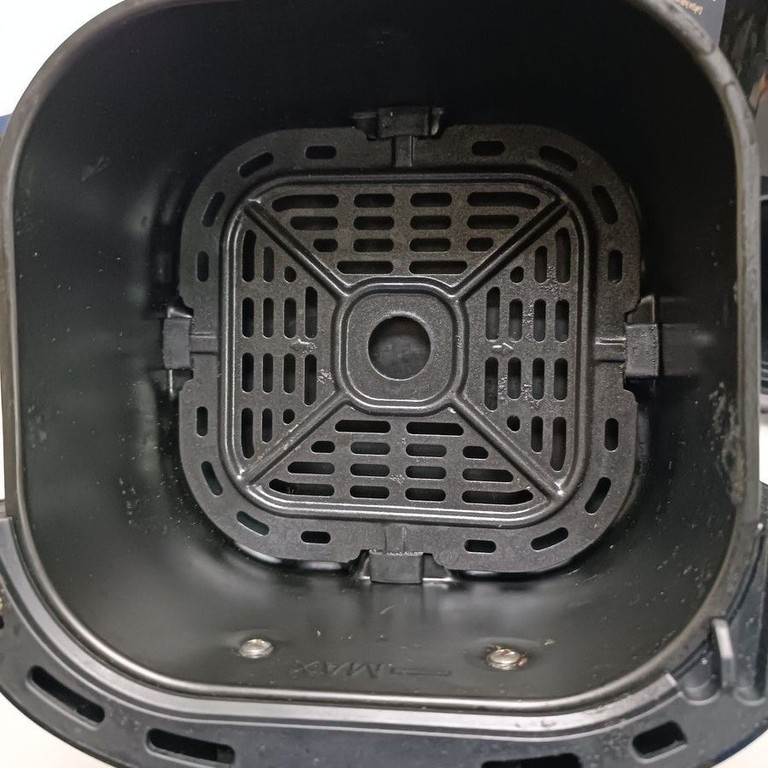 Дешиво Cecotec Cecofry Compact 2000 (CCTC-03312) с ломбарда