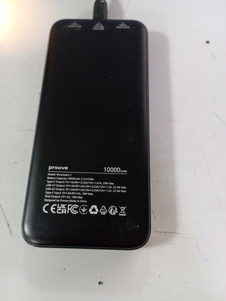 Купить Proove illuminator 2 22.5w 10000mah Б/У