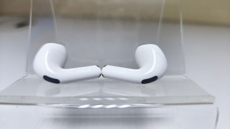 Apple airpods 4 Код:01-200990149. Зображення 9