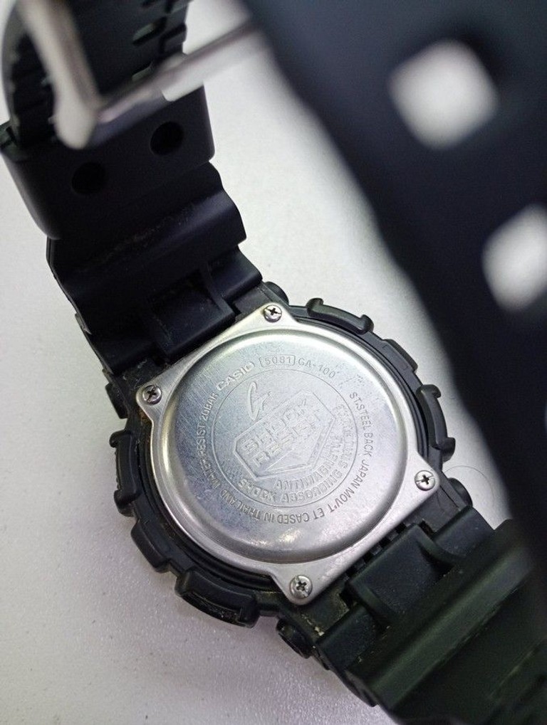 Дешево Casio ga-100 з ломбарду