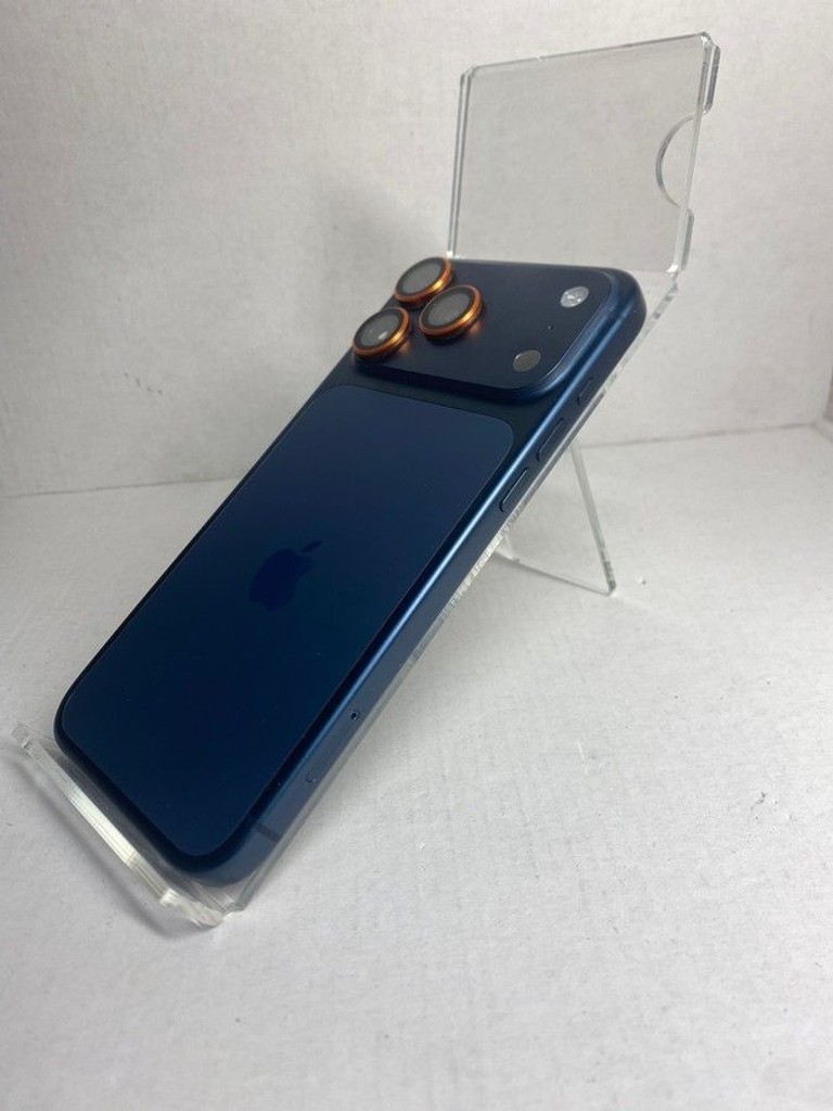 Дешево Apple iphone 17 pro max 256gb з ломбарду