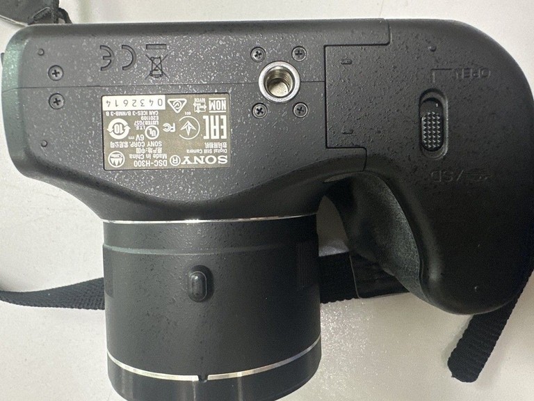 Оголошення Sony Cyber-shot DSC-H300 Б/У