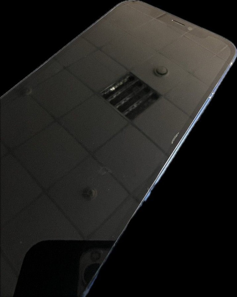 Apple iPhone 12 128GB (PRODUCT)RED Код:01-201048224. Изображение 5