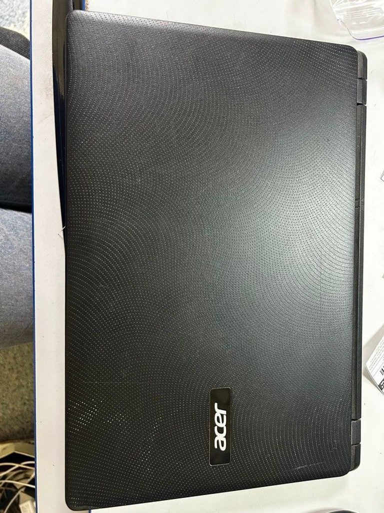 Оголошення Acer 15/core i3 5005u ddr3/8gb ddr3/hdd 500 gb/ssd *відсутній/*інтегрована Б/У