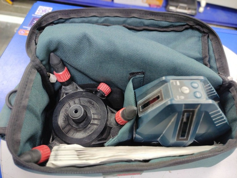 Дешево Bosch gll 5-50x з ломбарду