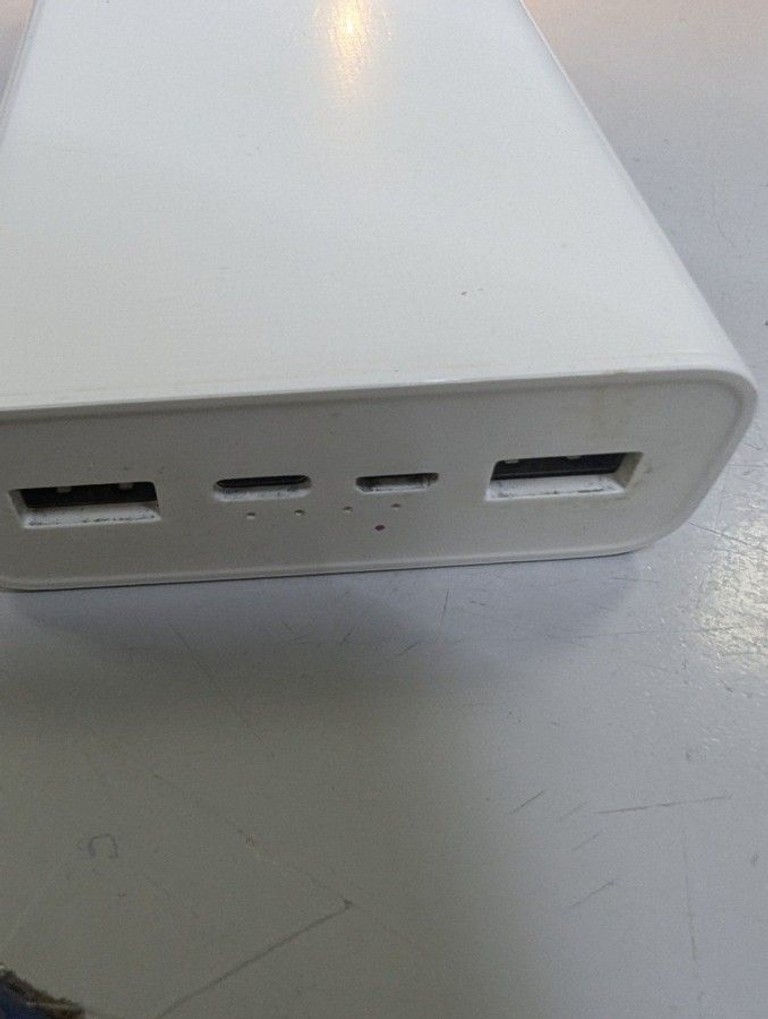 Дешево Xiaomi mi power bank 3 20000 mah usb-c 18w з ломбарду