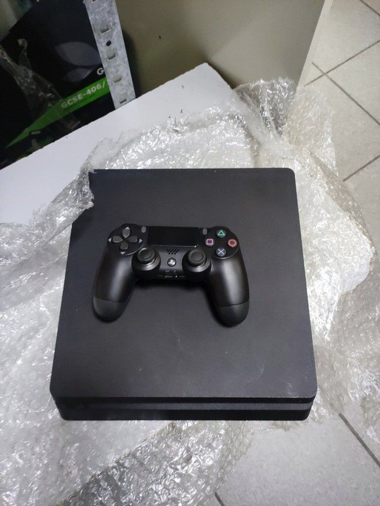 Дешево Sony playstation 4 slim 500gb з ломбарду