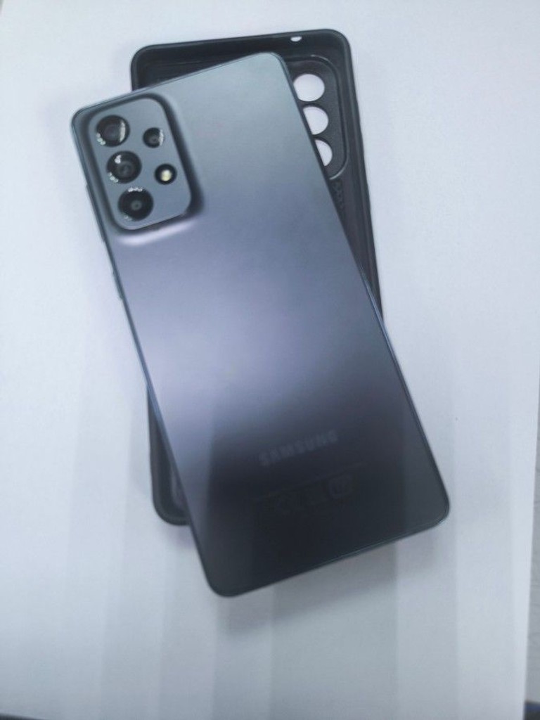 Дешево Samsung galaxy a73 5g 8/256gb з ломбарду