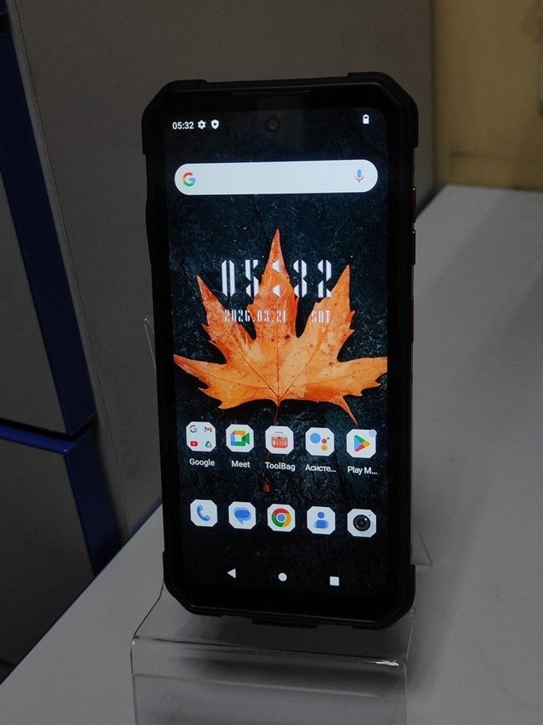 Купить Oukitel IIIF150 B2 6/256GB Black Б/У