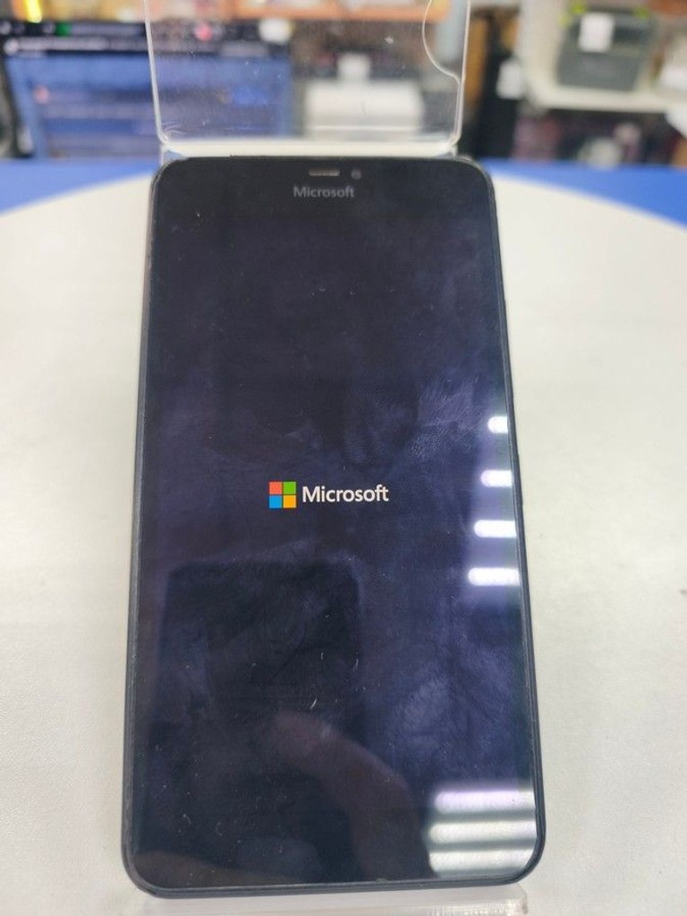 Оголошення Microsoft lumia 640 xl Б/У