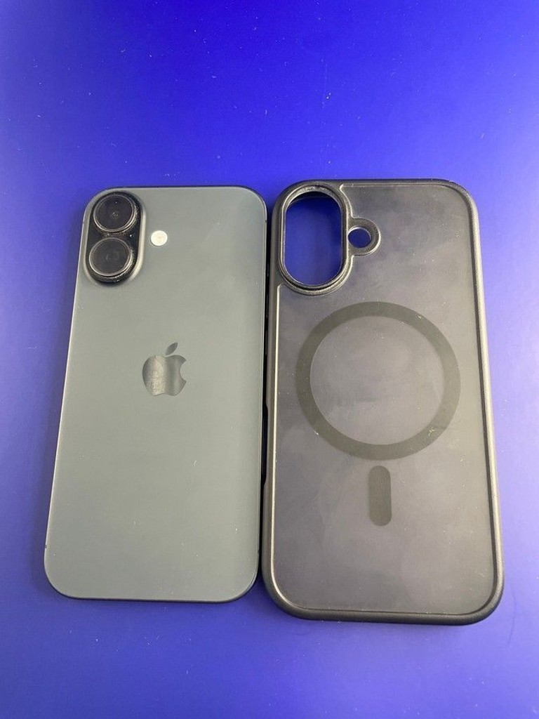 Дешево Apple iPhone 17 256GB Black (MG6J4) з ломбарду