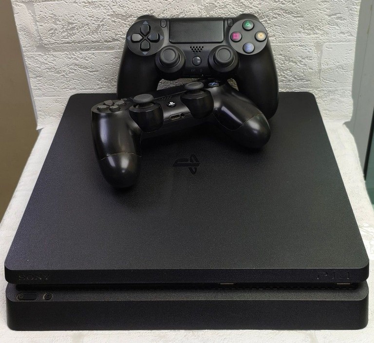 Купити Sony playstation 4 slim 500gb Б/У