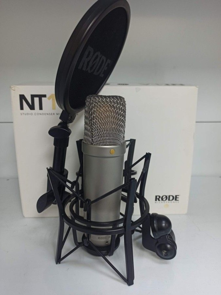 Дешиво Rode NT1-A с ломбарда
