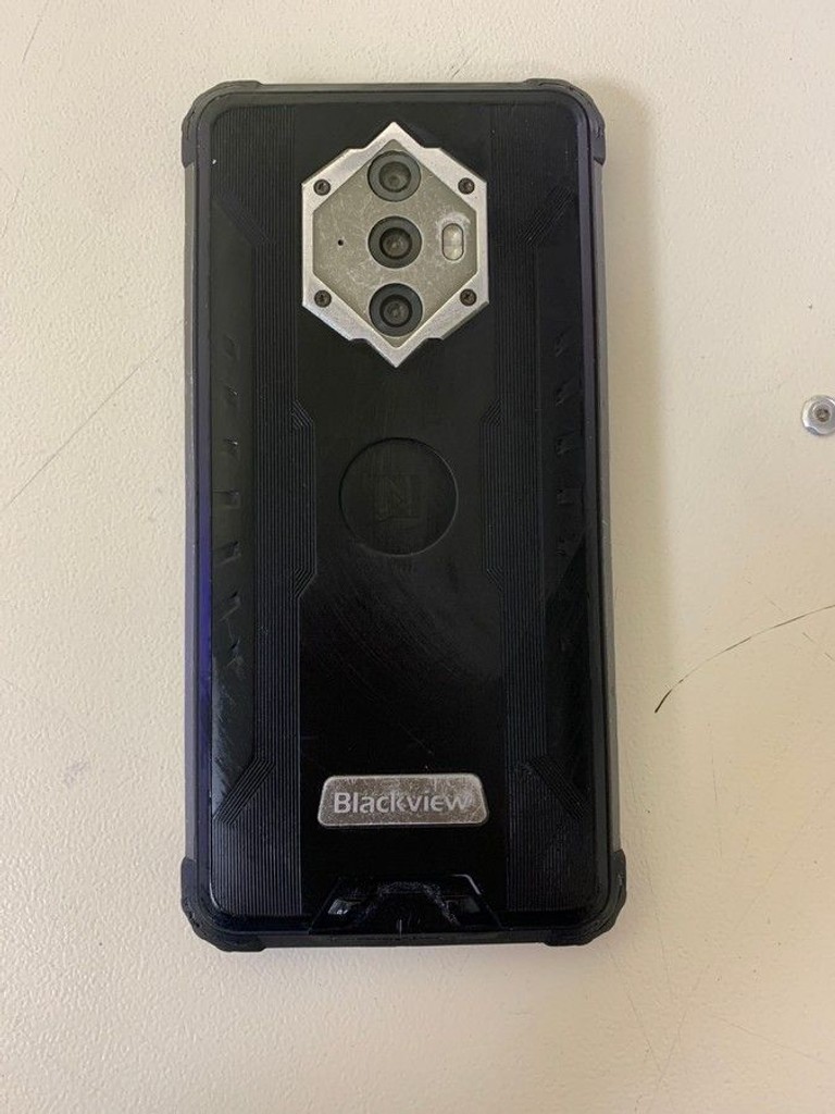 Дешиво Blackview BV6600 4/64GB Black с ломбарда