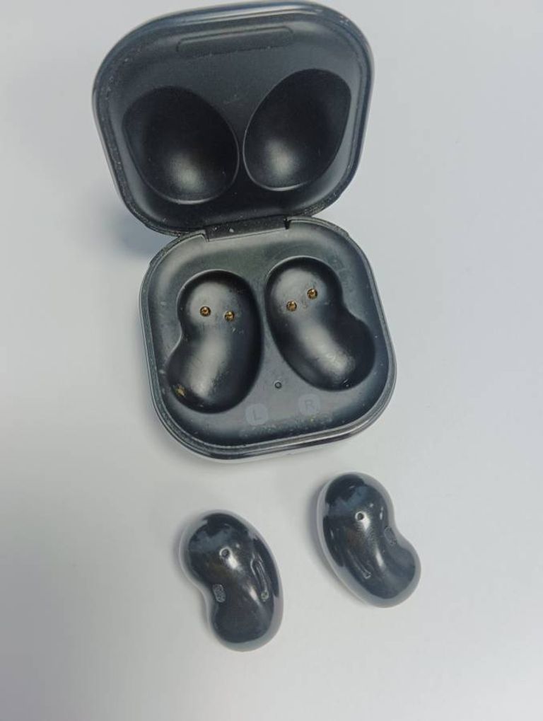 Samsung galaxy buds live