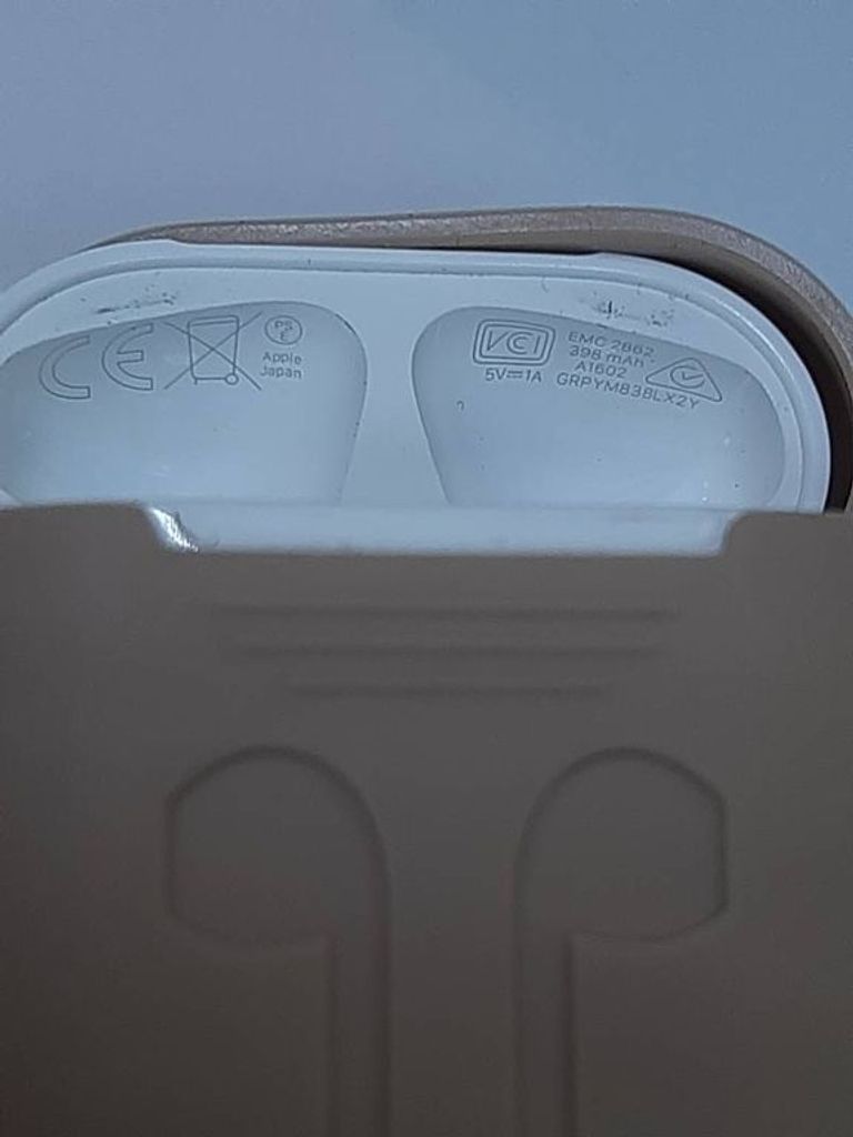 Оголошення Apple airpods 2 gen a1602.a2032+a2031 2019г. Б/У