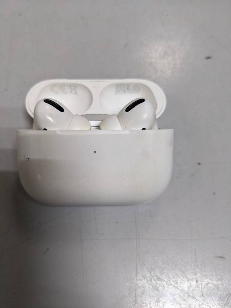 Apple AirPods Pro (MWP22)