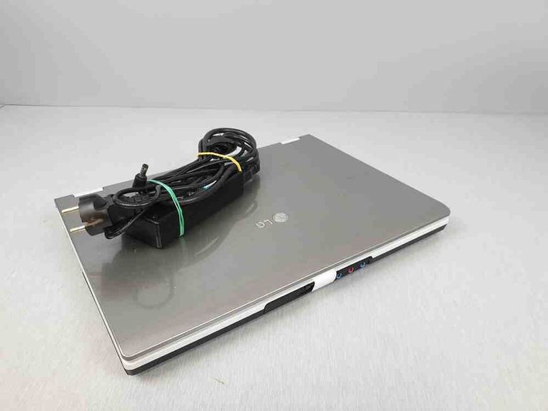 Купить LG E500 Б/У