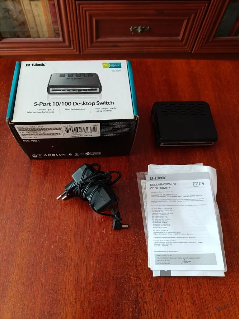 D-Link DES-1005A