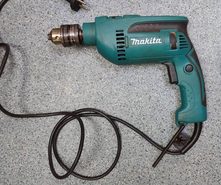 Makita HP1640