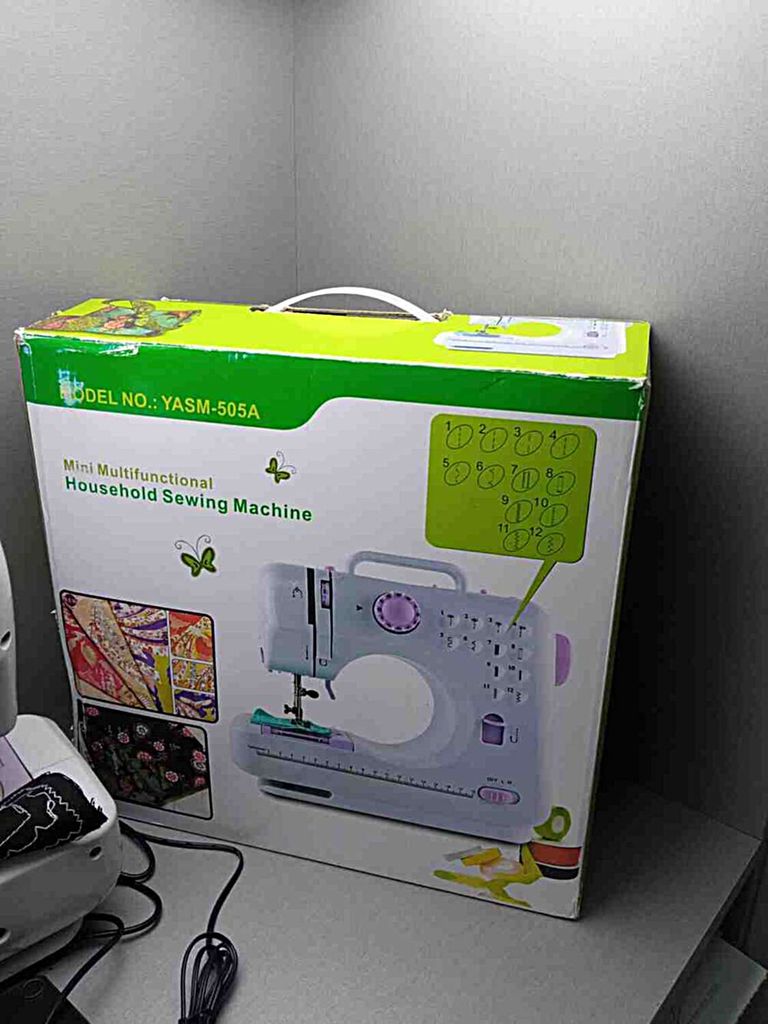 Дешево Mini Sewing Machine fhsm-505 з ломбарду