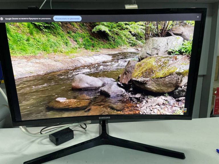 Samsung c24rg50fqi