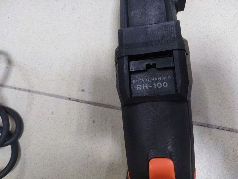 Дешево Dnipro-M rh-100 з ломбарду