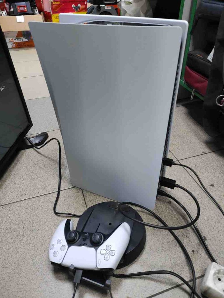 Дешево Sony ps 5 cfi-1216a 825gb з ломбарду