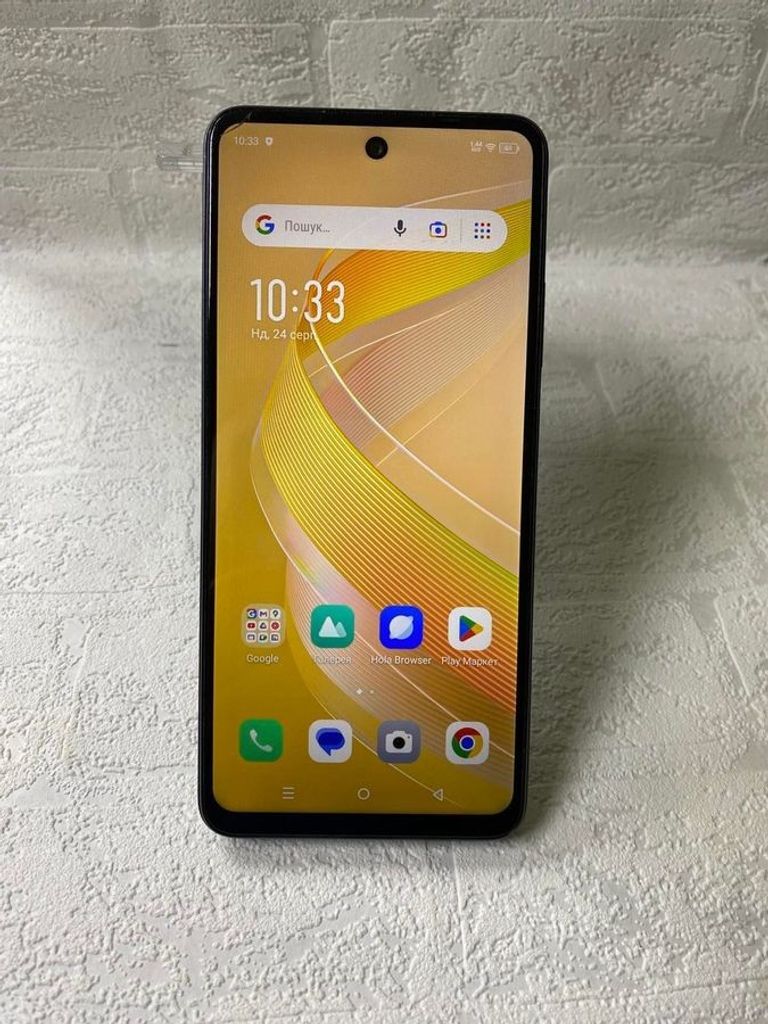 Купити Infinix smart 8 4/128gb Б/У