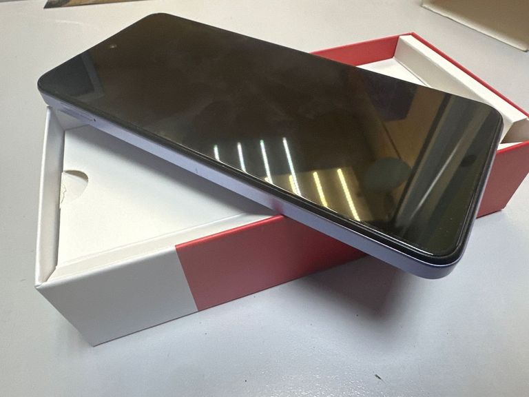 Розпродаж Zte Nubia V60 Design 6/256GB Purple, продавець Техноскарб