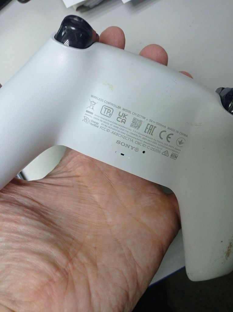 Купить Sony PlayStation 5 825GB Б/У