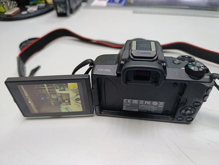 Canon EOS R50 kit RF-S 18-45mm IS STM + RF-S 55-210mm IS STM Black (5811C034) Код:01-200762523. Зображення 5