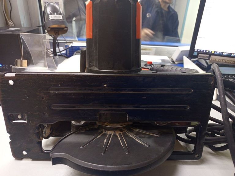 Дешево Dnipro-M cs-185m з ломбарду