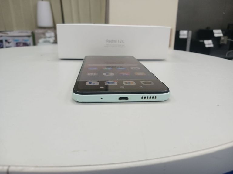 Купити Xiaomi redmi 12c 3/64gb Б/У