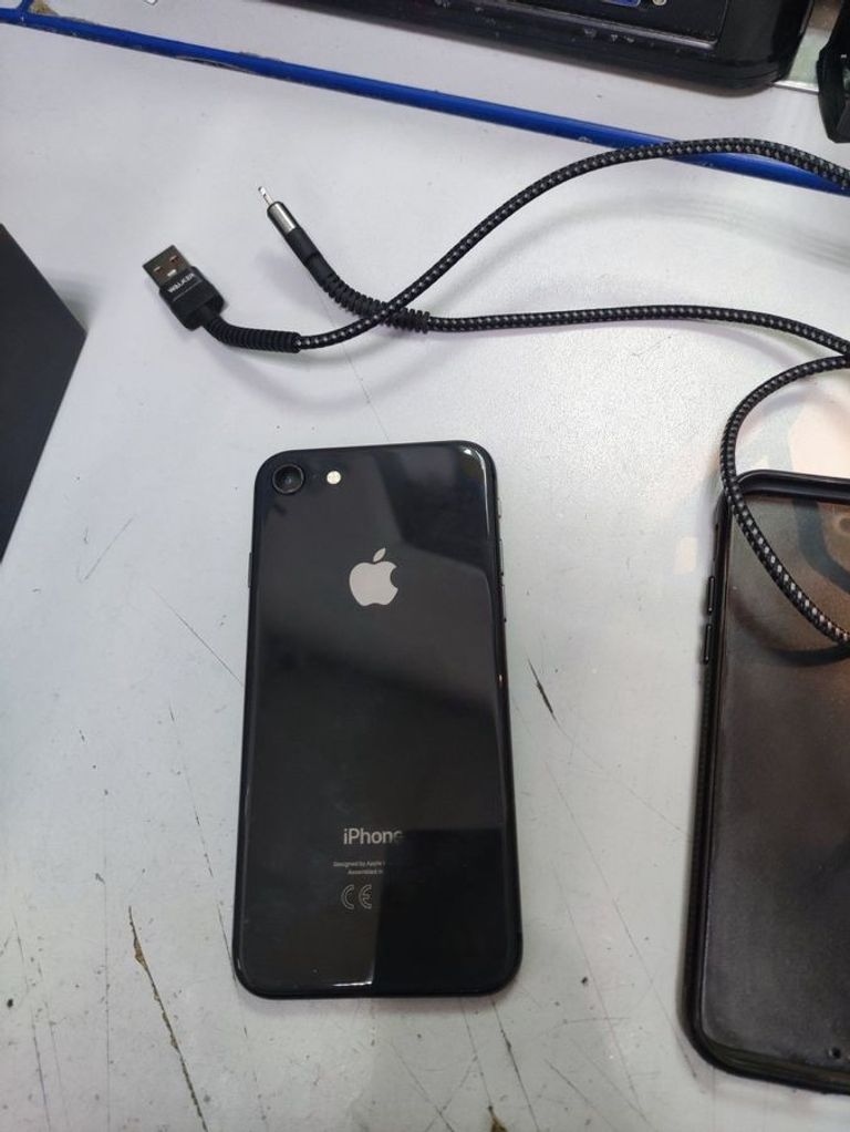 Распродажа Apple iphone 8 64gb, продавец Техноскарб